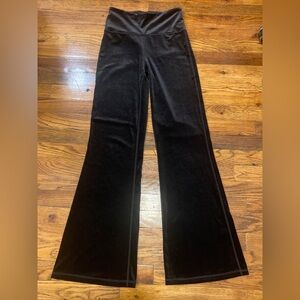 *SOLD* Athleta Elation Black Velvet Flare Leggings. High waist. Size XS NWOT